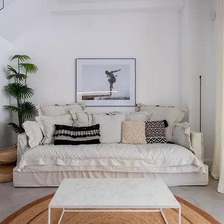 Celia * Νάουσα