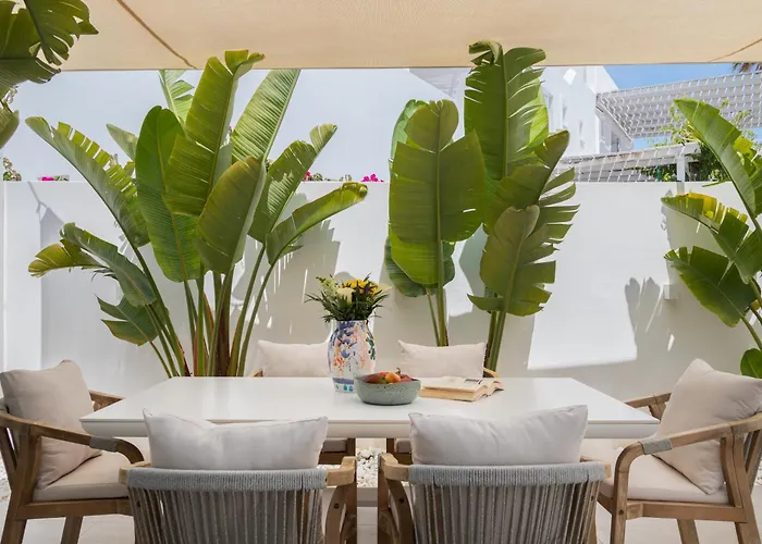 Villa Celia Naousa (Paros)